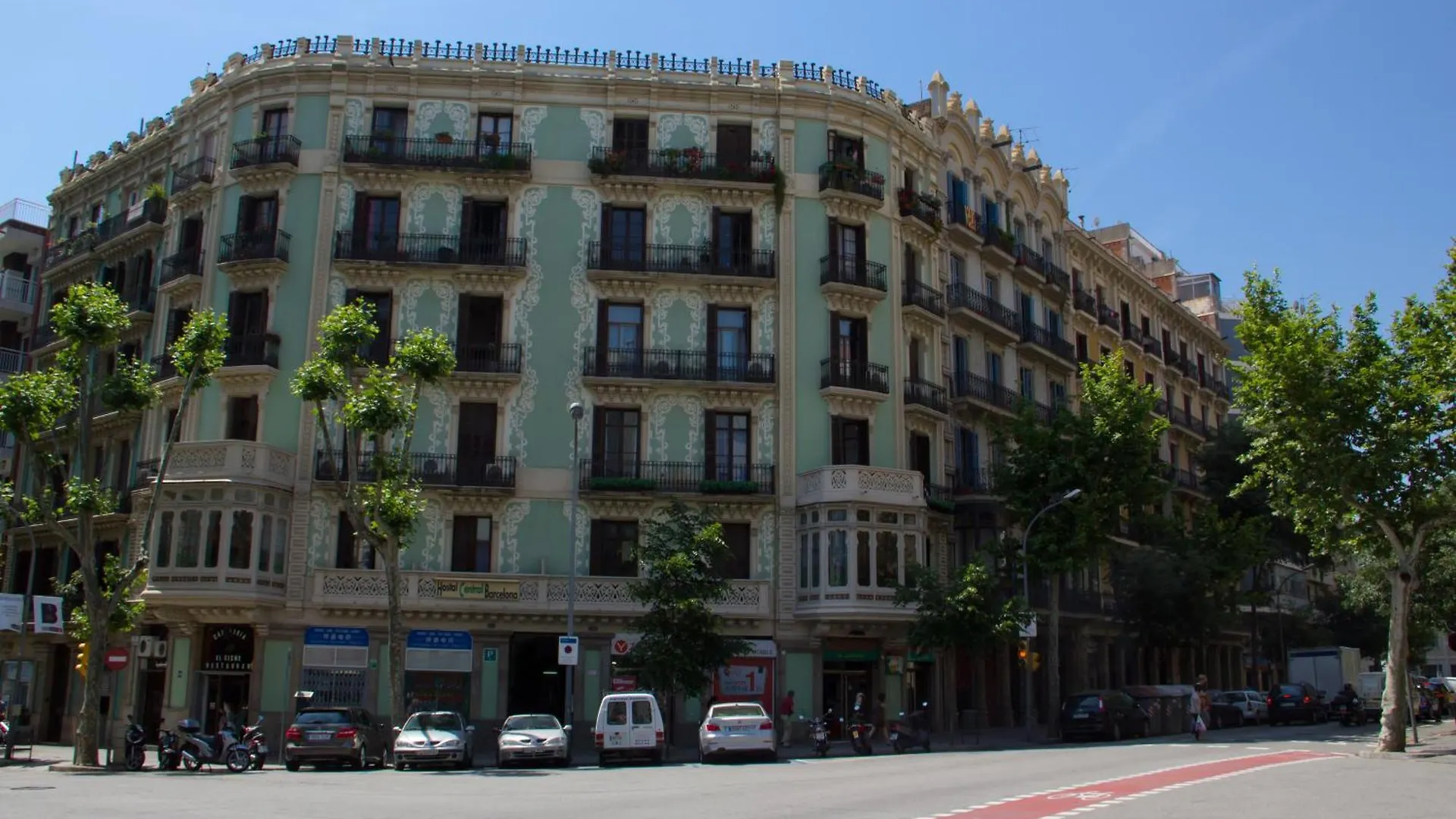 Hostalin Barcelona Diputacion 2*,