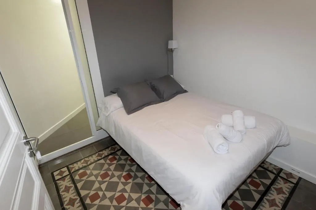 Guest house Hostalin Barcelona Diputacion